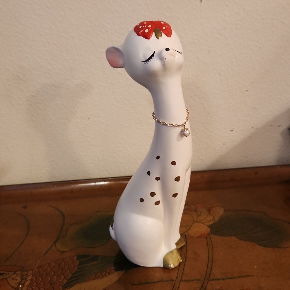 Vintage Napcoware Deer Figurine C-6800